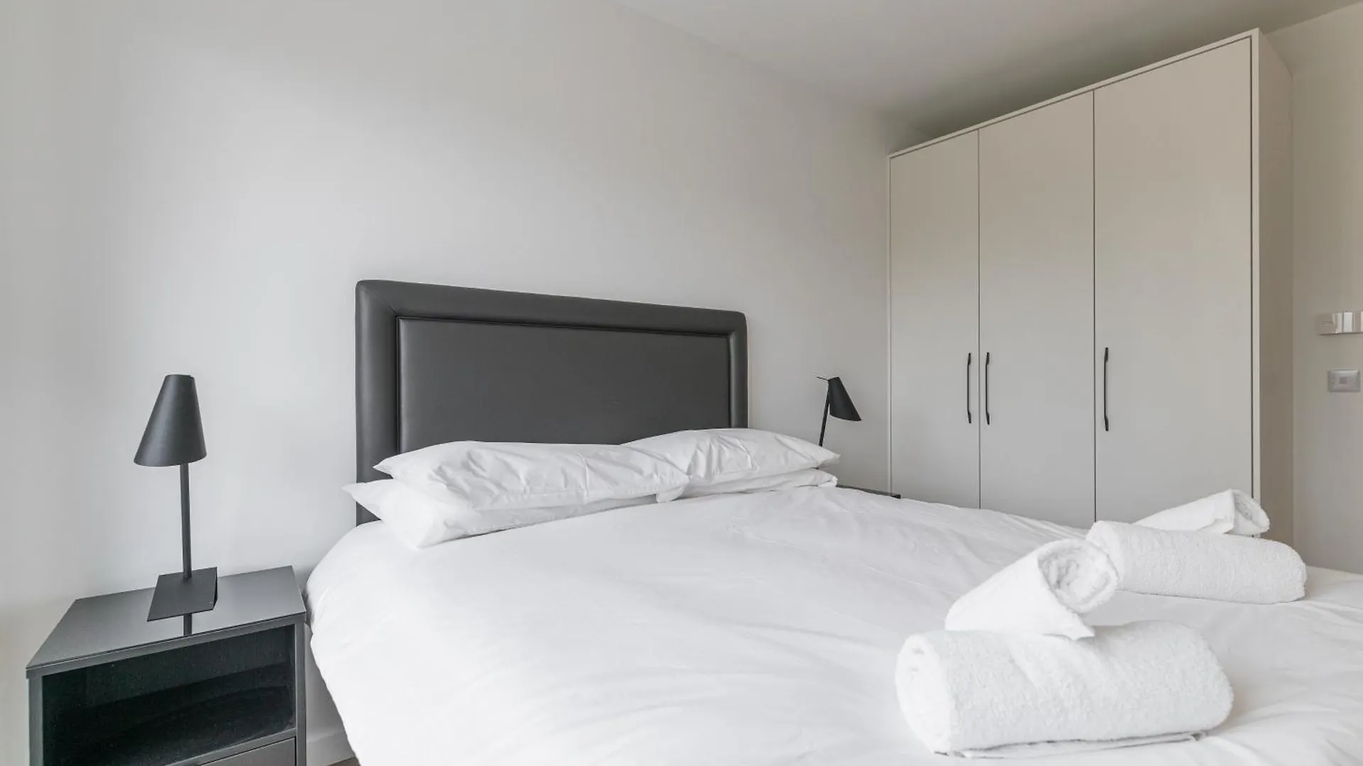 Grange Two By Dublin At Home Апартаменты